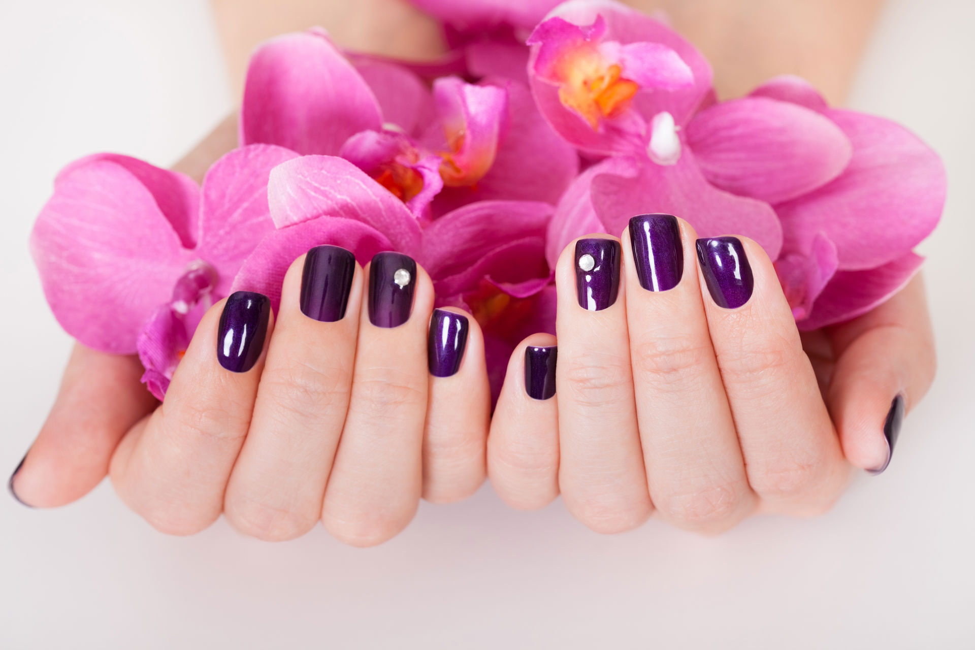 EM Nails & Spa